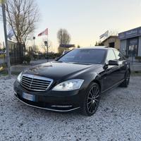 Mercedes-benz S350d BlueTec 4Matic Avantgarde W221