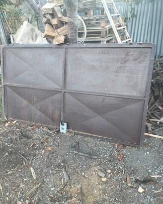 cancello in ferro semi nuovo