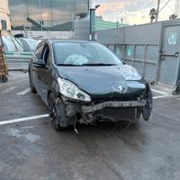 PEUGEOT 208 1.6D - ANNO 2013 - PER RICAMBI