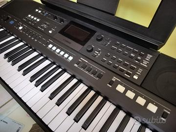 Tastiera Yamaha PSR-E583 | Modello 2026 in garanz.