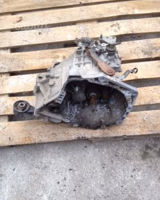 Cambio manuale toyota aygo