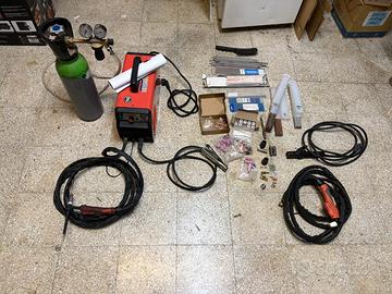 Saldatrice modello CT-520 TIG/MMA/PLASMA 220V