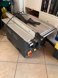 Taglierina per legno da tavolo
