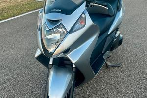 Honda Silver Wing 400