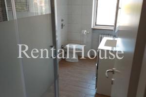 Due ampie camere a muggiò centro