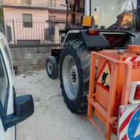 Trattore macchina operatrice