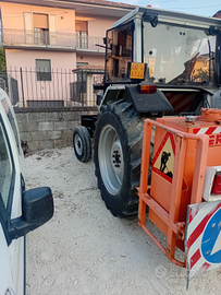 Trattore macchina operatrice