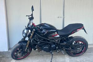 Benelli 752 S