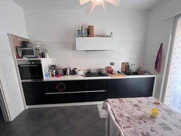 Cucina completa elettrodomestici