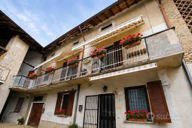 CASA SEMINDIPENDENTE A BULCIAGO