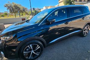 PEUGEOT 5008 GT