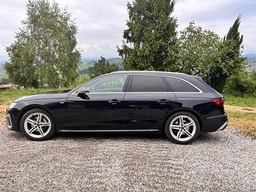 AUDI A4 S LINE IBRIDA FULL OPTIONAL
