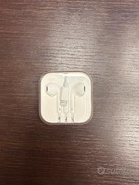 Cuffiette Apple con filo, attacco lightning