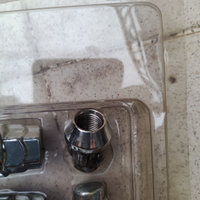 Bulloni antifurto per Nissan