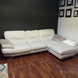 Divano di poltrona e sofa