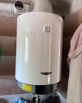 Scaldacqua a gas ad accumulo