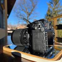 Nikon D7200 + obbiettivo 18-140