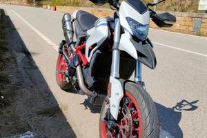 Ducati Hypermotard 939