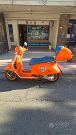Vespa GTS 125 – 2009 – 35.900 km – Bauletto