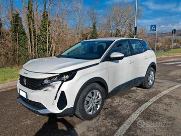 Peugeot 3008 BlueHDi 130 Incidentata/Sinistrata
