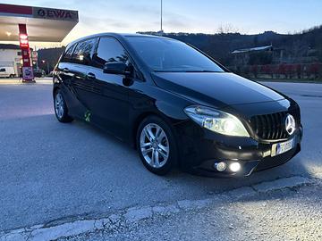 MERCEDES CLASSE B 180 W246