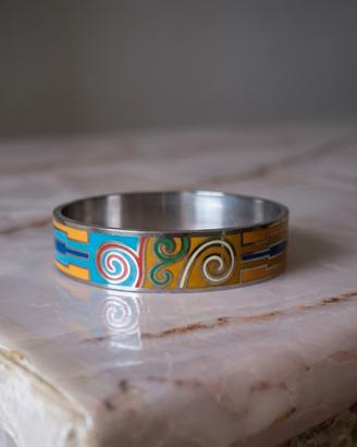 Bracciale rigido in smalto geometrico stile 