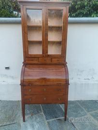 Scrittoio, secrétaire e vetrinetta in legno