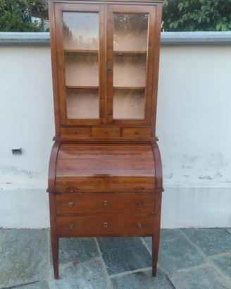 Scrittoio, secrétaire e vetrinetta in legno