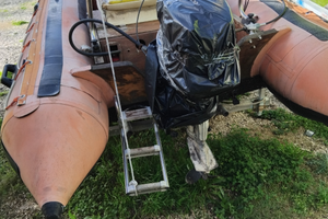 Gommone con motore 25cv