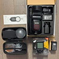 Godox V1  ( canon ) + batteria ext+ radio Xpro C