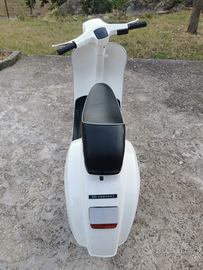 Vespa 50 V5A2T