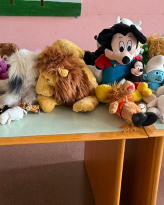 Pelche topolino puffi ecc