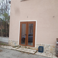 Nuovissimo locale sulla p.za centrale di Paganica