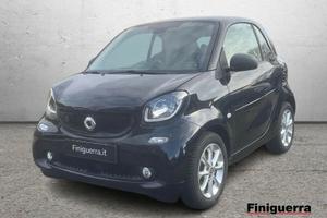 smart fortwo EQ Passion
