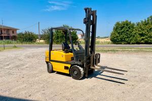 carrello elevatore diesel,muletto OM diesel 25 q.