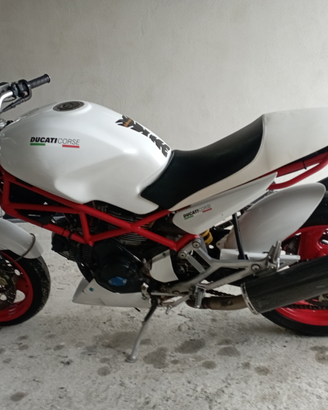 Ducati monster 600