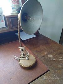 lampada da tavolo anni 60