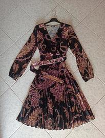 Abito chemisier plissettato a fantasia Paisley