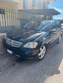 Mercedes ML320
