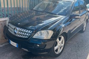 Mercedes ML320