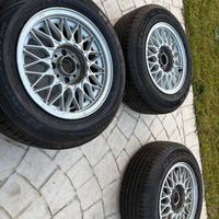 4 cerchi BBS 14” - BMW E30, uno da riparare.