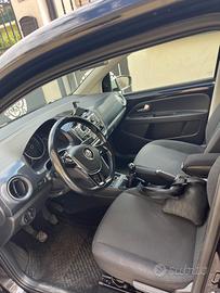 Volkswagen up 1.0 metano casa madre