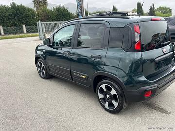 FIAT Pandina 1.0 FireFly 65 CV Hybrid Cross