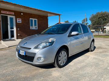 RENAULT Clio 1.5 dCi 75cv 5 porte NEOPAT. GARANT.