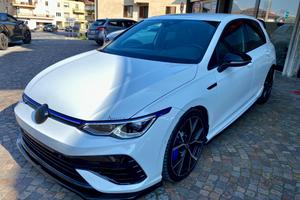 Volkswagen Golf 2.0 TSI DSG 4Motion R AKRAPOVIC PE