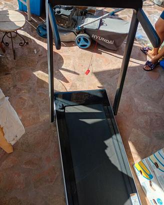 Tapis roulant elettrico chiudibile funzionante