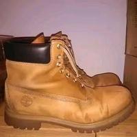 scarpe timberlan oreiginali numero 45 colore baige