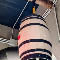 Lampadario scenografico da botte vera – arredo pub