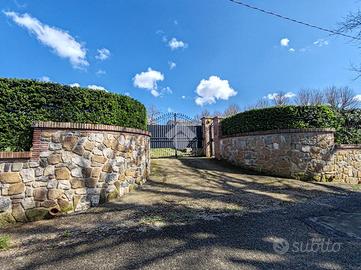 RUSTICO A GALLICANO NEL LAZIO