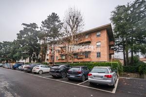 TRILOCALE RISTRUTTURATO CON GARAGE DI 25 MQ